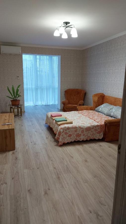 Комфортная Квартира У Моря Kryschaniwka Exterior foto